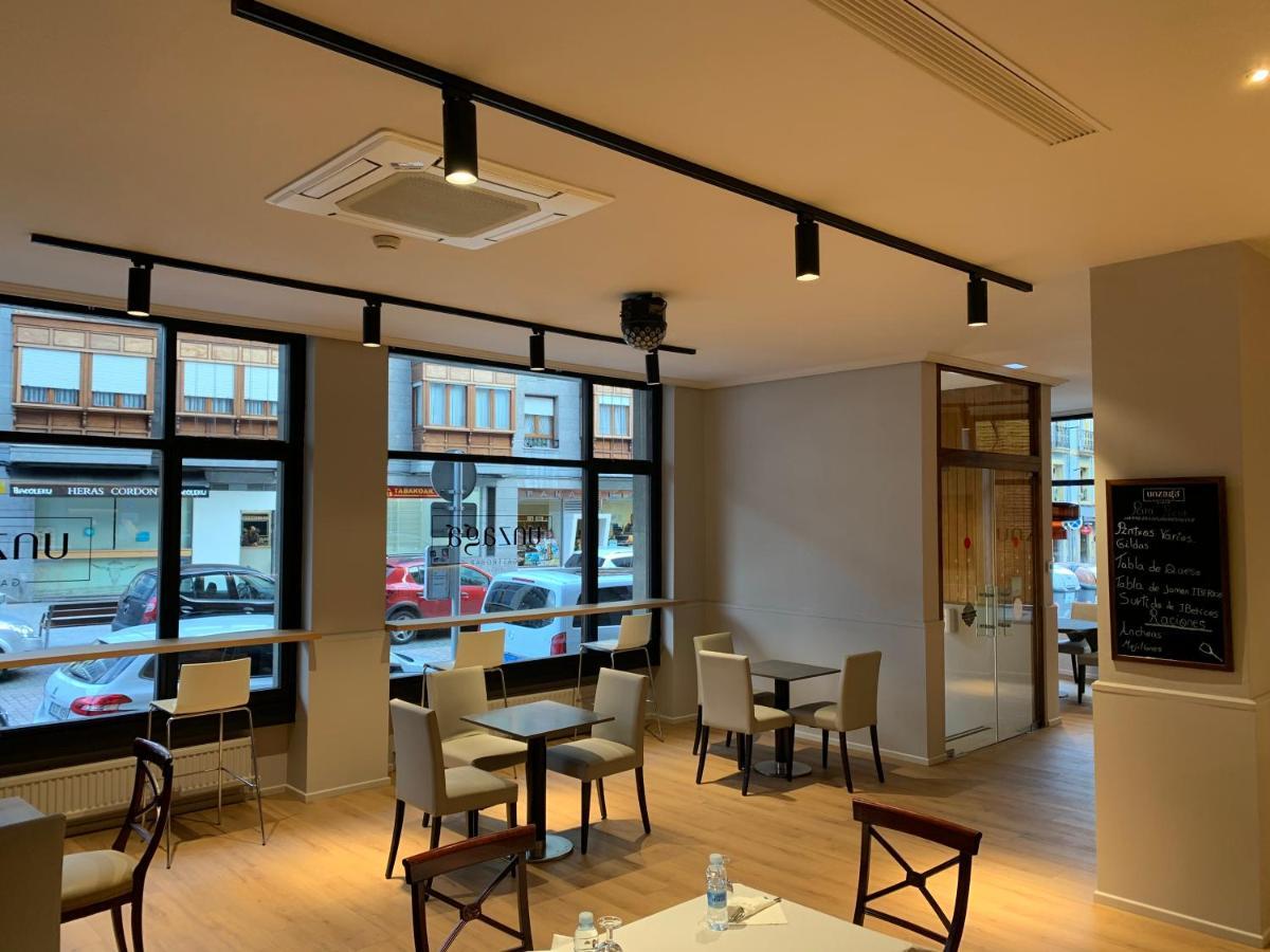 Hotel Unzaga Plaza Éibar Eksteriør bilde