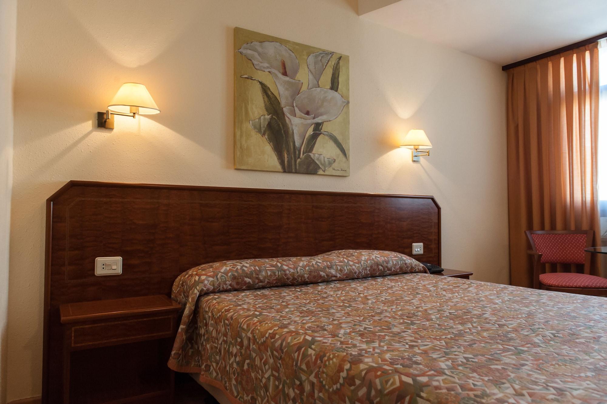 Hotel Unzaga Plaza Éibar Eksteriør bilde