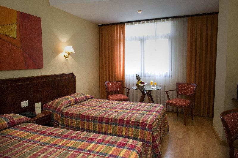 Hotel Unzaga Plaza Éibar Eksteriør bilde