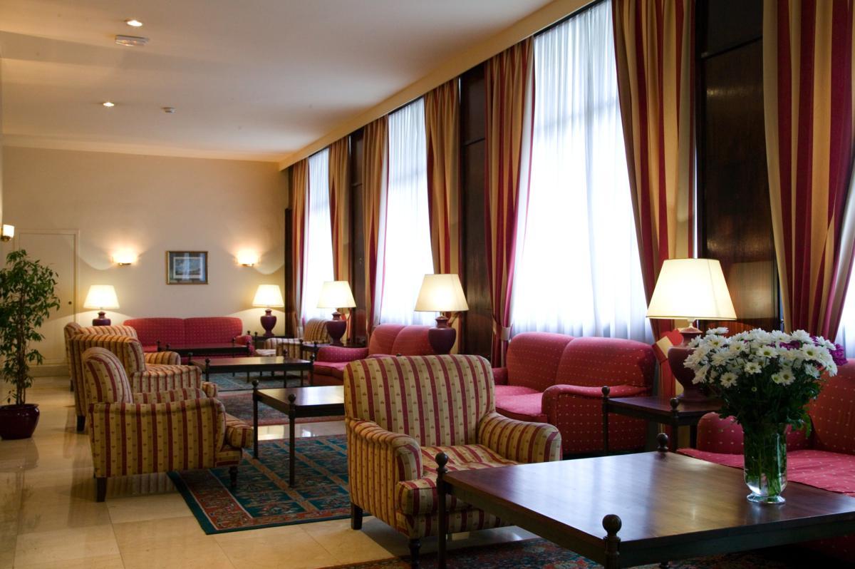 Hotel Unzaga Plaza Éibar Eksteriør bilde